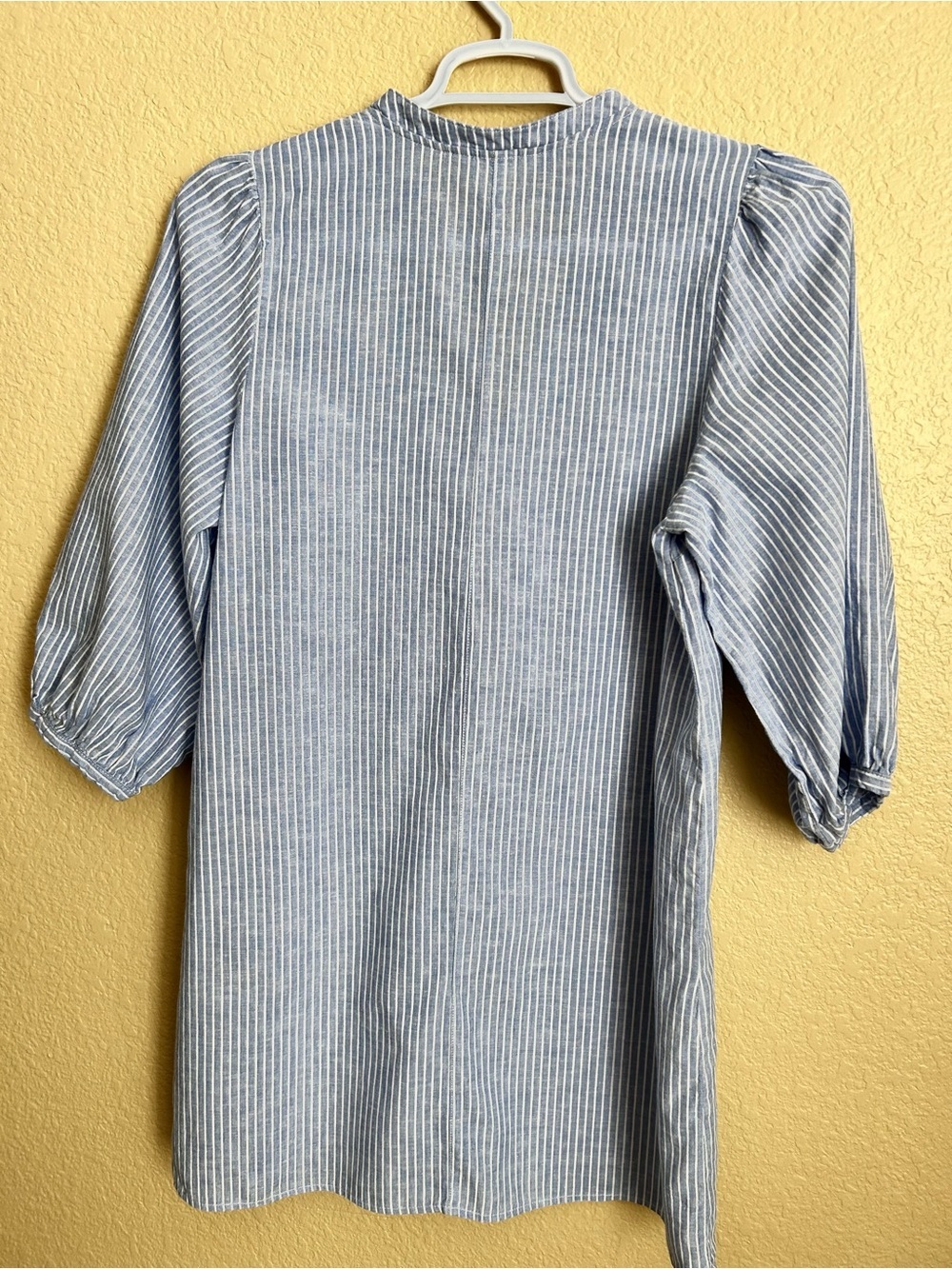 H&M Blue and White Striped Linen-Blend Dress - Picture 3 of 8